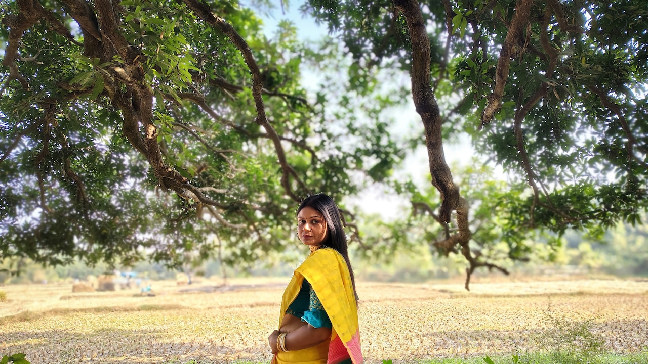 How To Accessorise A Saree When You Do Not Want To Look Overdone