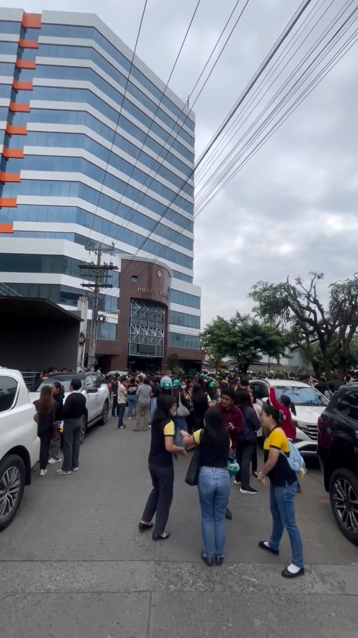 7.5 Magnitude Earthquake Strikes Off Southern Philippines