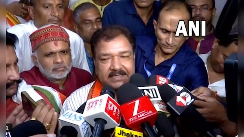 बिहार BJP की चुनाव समिति बैठक में 110 सीटों पर मंथन, जानें टिकट बंटवारे समेत हुई क्या-क्या बात