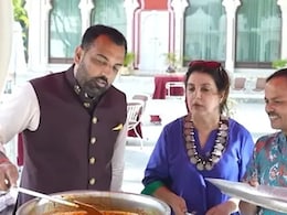 When Udaipur Royal Lakshayraj Mewar Taught Farah Khan And Dilip How To Cook The Perfect Laal Maas When Udaipur Royal Lakshayraj Mewar Taught Farah Khan And Dilip How To Cook The Perfect Laal Maas