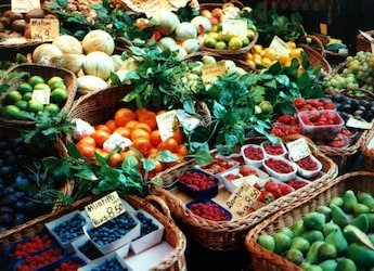 World Food Day 2025: 7 Tiny Tweaks In Your Daily Diet That Can Cut Food Waste Big Time