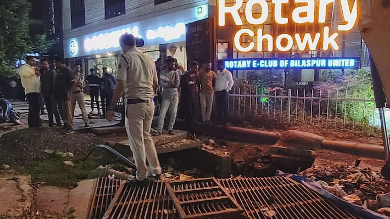 नाले में मिली लाश, सफाई करने पहुंचे निगम कर्मचारियों ने जाल हटाया तो हो गए हैरान, पुल‍िस ने शुरू की जांच