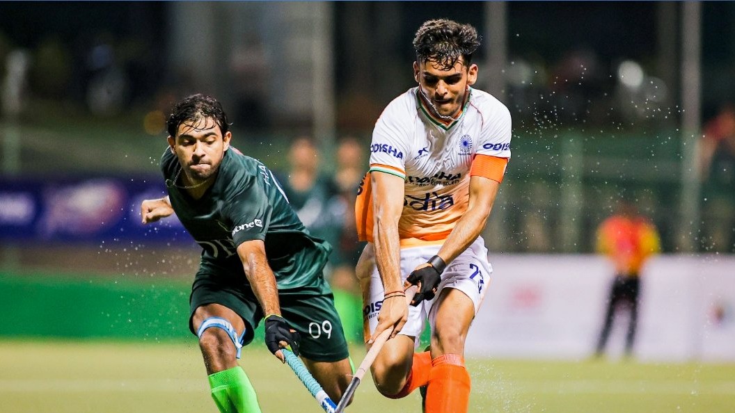 India, Pakistan Players Shake Hands After 3&ndash;3 Draw In Sultan of Johor Cup