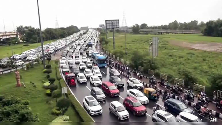 वाहतुकीचे नियम मोडणाऱ्यांना आता चाप ! 45 दिवसांत चलान भरा , अन्यथा आरटीओ...