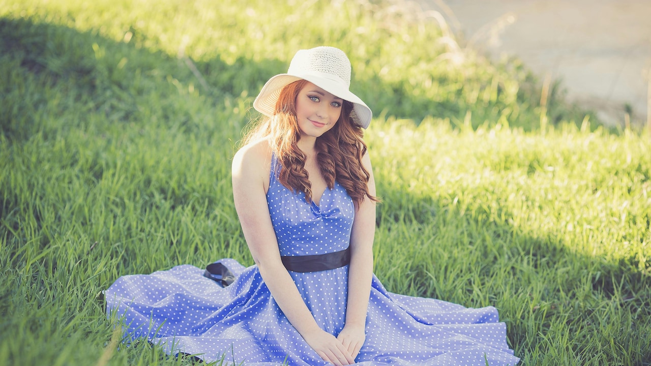 Try these styling tips to make cotton dresses appropriate for parties Try these styling tips to make cotton dresses appropriate for parties