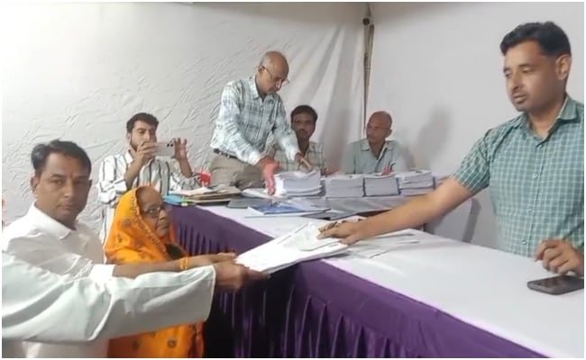 Rajasthan Bypoll: अंता उपचुनाव में अब होगा 'महामुकाबला', नरेश मीणा ने निर्दलीय उम्मीदवार के तौर पर किया नामांकन