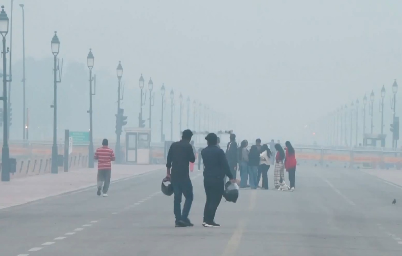 Delhi's Air Quality Worsens To 'Very Poor' On Diwali Morning