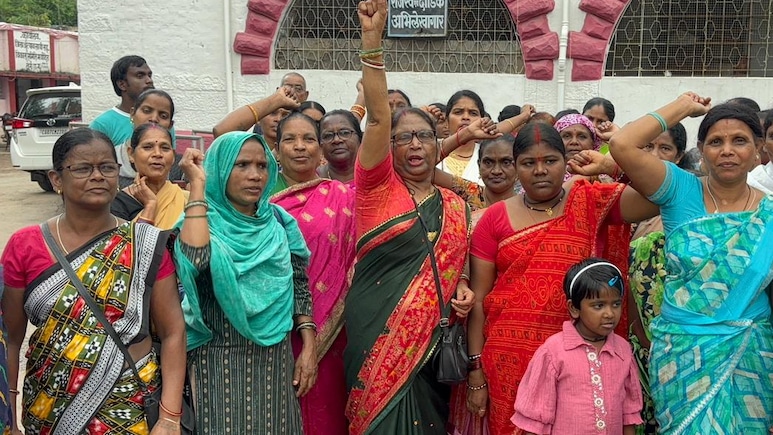 भिलाई स्टील प्लांट के 700 मजदूर परिवारों का खतरे में जीवन, घर छोड़ने का मिला नोटिस भिलाई स्टील प्लांट के 700 मजदूर परिवारों का खतरे में जीवन, घर छोड़ने का मिला नोटिस