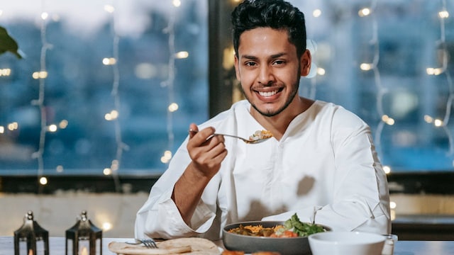 Diwali Dental Care: Tips To Keep Your Smile Bright Before You Dive Into Festive Treats