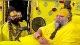 संत प्रेमानंद महाराज के स्&zwj;वास्&zwj;थ्&zwj;य पर बड़ा अपडेट, केल&zwj;ि कुंज ने ल&zwj;िया बड़ा फैसला; भक्तों से की अपील