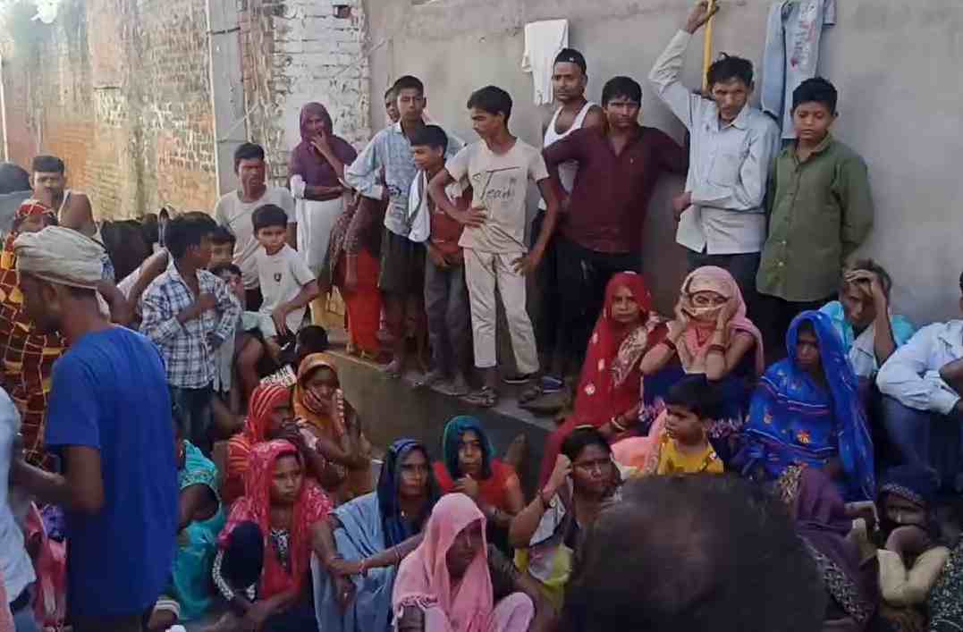 कानपुर में हैवानियत की हद! बकरी के चारे को लेकर झगड़ा, पड़ोसी ने महिला को कुल्हाड़ी से काट डाला