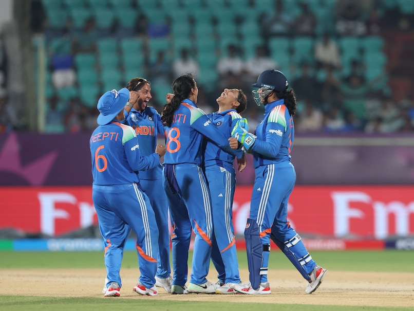 India vs Australia Live Score, ICC Women's World Cup 2025: Australia Star Leaves Ground Midway During Batting vs India