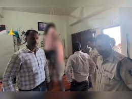 दिवाली की रात पति-पत्नी ने एक साथ कर ली आत्महत्या, फांसी के फंदे पर लटकते मिले शव; ये वजह आई सामने दिवाली की रात पति-पत्नी ने एक साथ कर ली आत्महत्या, फांसी के फंदे पर लटकते मिले शव; ये वजह आई सामने