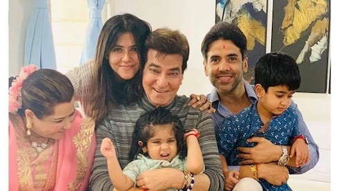 कितनी है जितेंद्र की फैमिली की नेटवर्थ, बच्चे बिन शादी के बने पेरेंट्स, अकेले सुपरस्टार की कमाई सब पर भारी