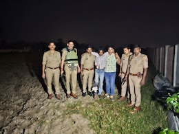 सवारी बनकर आए और लूटकर ले गए ई-रिक्शा, यूपी पुलिस ने 3 घंटे के अंदर एनकाउंटर कर पकड़ा सवारी बनकर आए और लूटकर ले गए ई-रिक्शा, यूपी पुलिस ने 3 घंटे के अंदर एनकाउंटर कर पकड़ा