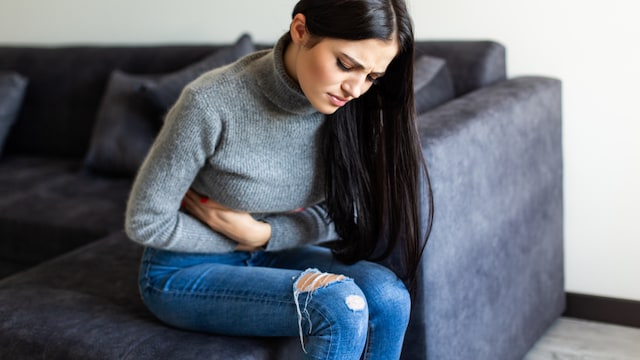Feeling Tired And Bloated After Heavy Meals? Nutritionist Shares Quick Hacks For Instant Relief