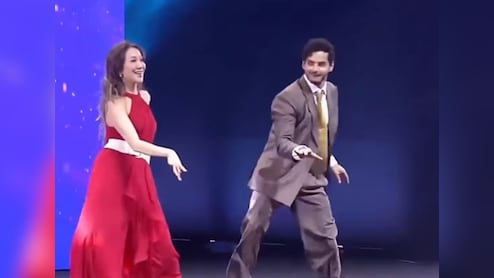 NDTV समिट 2025 में जम कर झूमे ईशान खट्टर, 'मैं परवाना' पर किया एनर्जेटिक डांस- देखें VIDEO