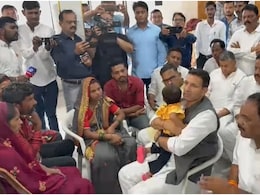 छिंदवाड़ा के जुनारदेव पहुंचे जीतू पटवारी, पीड़ित परिवारों से की मुलाकात, बोले- 'थोड़ी मर्यादा है तो स्वास्थ्य मंत्री खुद दे इस्तीफा', CM पर भी कटाक्ष छिंदवाड़ा के जुनारदेव पहुंचे जीतू पटवारी, पीड़ित परिवारों से की मुलाकात, बोले- 'थोड़ी मर्यादा है तो स्वास्थ्य मंत्री खुद दे इस्तीफा', CM पर भी कटाक्ष