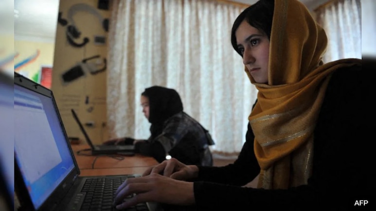 Taliban Blocks Instagram, Facebook, X Amid New Social Media Crackdown Taliban Blocks Instagram, Facebook, X Amid New Social Media Crackdown