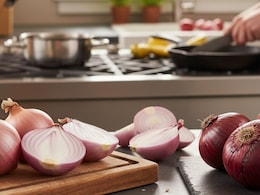Desi vs Red Onions: Which Indian Onion Is Better For Inflammation And Overall Health Desi vs Red Onions: Which Indian Onion Is Better For Inflammation And Overall Health