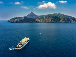 Barren Island: भारत की वह एक जगह, जहां धधक रहा है ज्वालामुखी!  Barren Island: भारत की वह एक जगह, जहां धधक रहा है ज्वालामुखी!