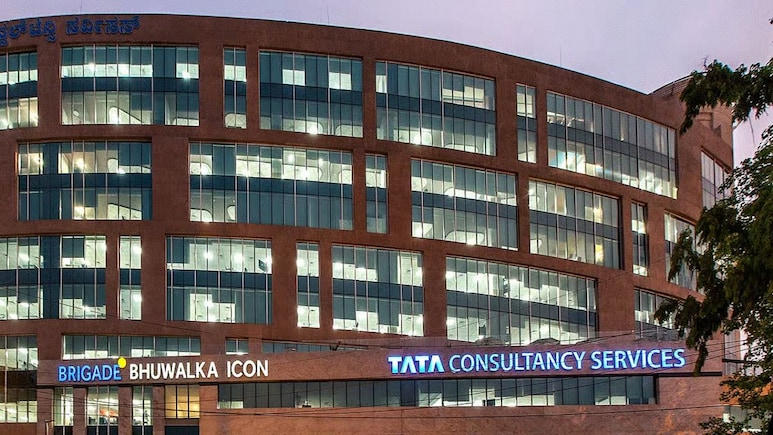 TCS Layoffs: IT यूनियन का विरोध, सांसद ने भी की केंद्र सरकार से शिकायत