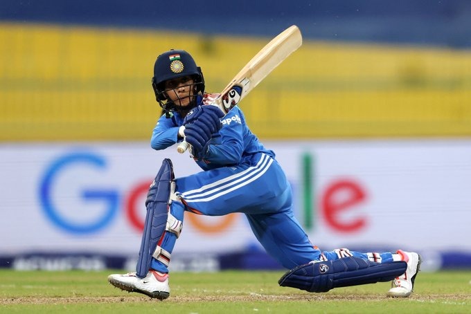 IND vs PAK Women WC 2025 Match Live Score: जेमिमा रॉड्रिग्स 32 रन बनाकर आउट, आधी भारतीय टीम लौटी पवेलियन