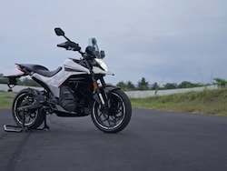 Ultraviolette X-47 Review: Electric Zip Injected Into Adventure Style