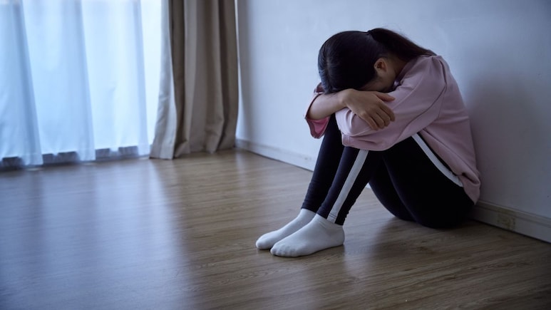 Navi Mumbai: विद्यार्थिनीचा भर शाळेत मुख्याध्यापिकेकडून अपमान, 16 वर्षाच्या मुलीचं टोकाचं पाऊल