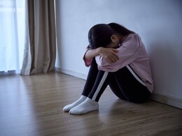 Navi Mumbai: विद्यार्थिनीचा भर शाळेत मुख्याध्यापिकेकडून अपमान, 16 वर्षाच्या मुलीचं टोकाचं पाऊल Navi Mumbai: विद्यार्थिनीचा भर शाळेत मुख्याध्यापिकेकडून अपमान, 16 वर्षाच्या मुलीचं टोकाचं पाऊल