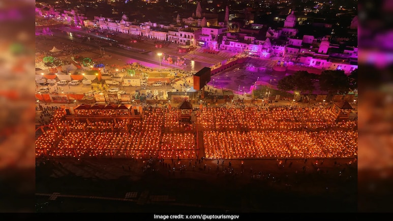 Ayodhya Eyes Guinness Record, To Light 26 Lakh <i>Diyas</i> On Deepotsav Today Ayodhya Eyes Guinness Record, To Light 26 Lakh <i>Diyas</i> On Deepotsav Today
