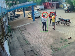 Video: Hospital Staffer Whips Out Gun, Points It At Medical Officer's Head In Madhya Pradesh Video: Hospital Staffer Whips Out Gun, Points It At Medical Officer's Head In Madhya Pradesh