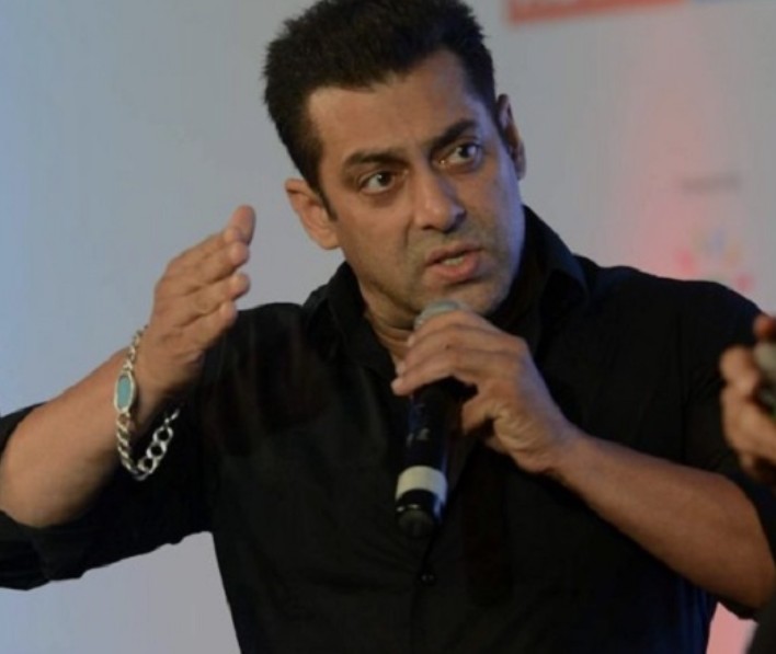 सलमान खान से लेकर कंगना रनौत तक....सरेआम पब्लिक के बीच थप्पड़ खा चुके हैं ये सितारे