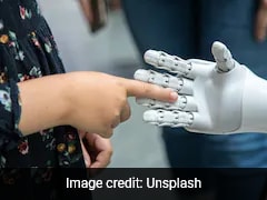 Broken AI Robot Teaches One Last Word To Chinese Girl In Emotional Farewell
