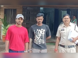 रायपुर में पुलिस और साइबर क्राइम टीम की बड़ी कार्रवाई, हेरोइन के साथ पकड़े दो और ड्रग पेडलर; अब तक 29 गिरफ्तार रायपुर में पुलिस और साइबर क्राइम टीम की बड़ी कार्रवाई, हेरोइन के साथ पकड़े दो और ड्रग पेडलर; अब तक 29 गिरफ्तार