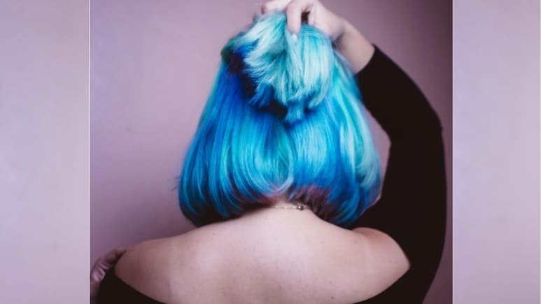 Chinese Woman Gets Kidney Disease After Dyeing Hair Monthly To Match Pop Idol