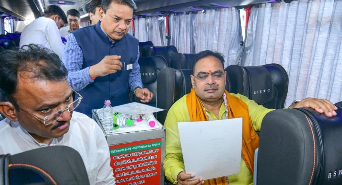 सीएम भजनलाल शर्मा और डिप्टी सीए प्रेमचंद बैरवा. सीएम भजनलाल शर्मा और डिप्टी सीए प्रेमचंद बैरवा.
