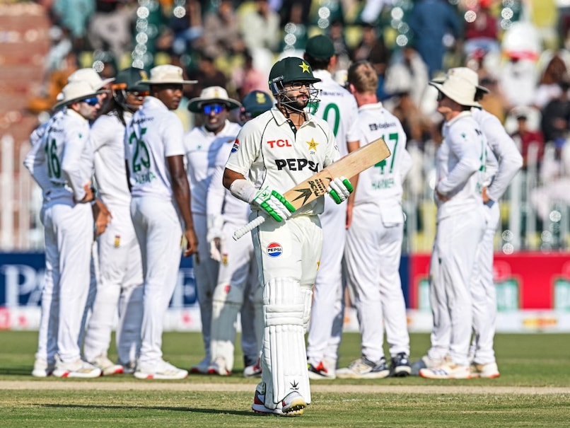 Pakistan vs South Africa, 2nd Test Day 3, Live Score Updates: Pakistan In Trouble, Lose 3 Early Wickets vs South Africa