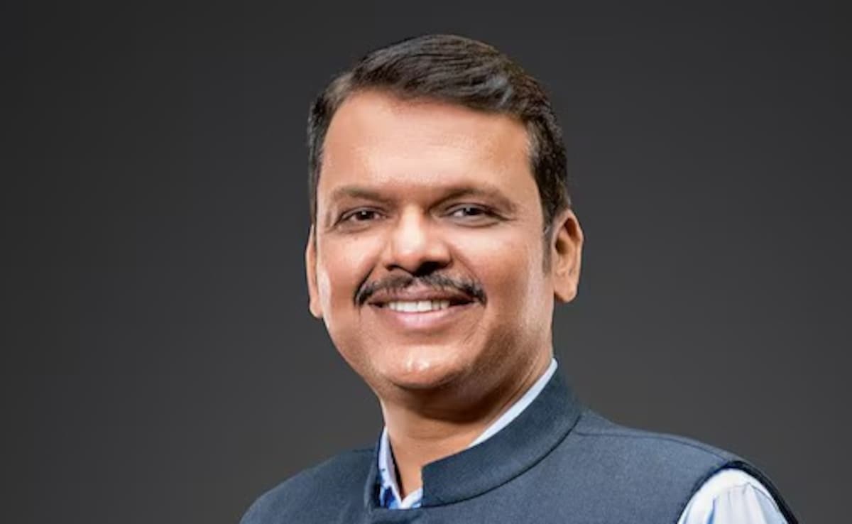 BMC Election 2026: देवेंद्र फडणवीसांनी वरळीत गेम फिरवला, राज ठाकरेंसह आदित्य ठाकरेंना मोठा धक्का