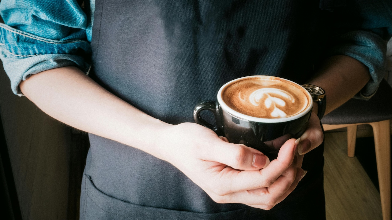 Which instant coffee powder offers the best taste and energy booster