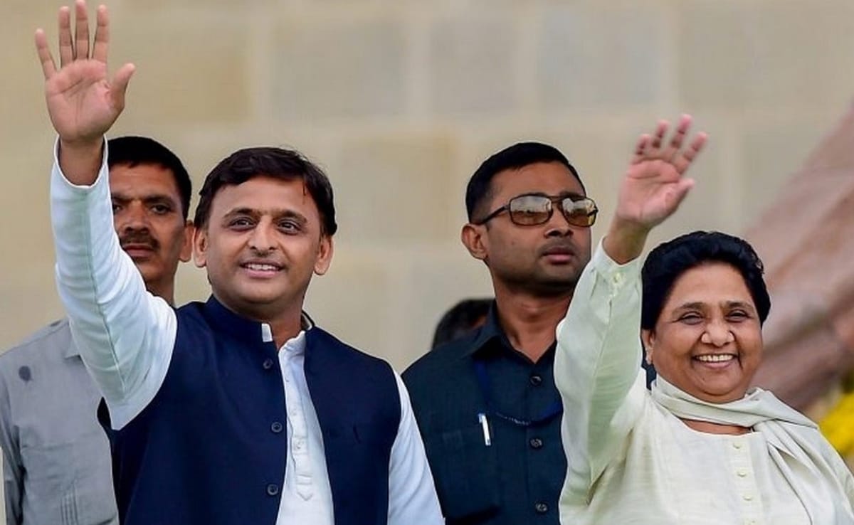 समाजवादी पार्टी और बसपा ने 2019 के लोकसभा चुनाव के लिए गठबंधन किया था. लेकिन यह बहुत दिनों तक कायम नहीं रहा. समाजवादी पार्टी और बसपा ने 2019 के लोकसभा चुनाव के लिए गठबंधन किया था. लेकिन यह बहुत दिनों तक कायम नहीं रहा.