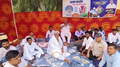 राजस्थान में कांग्रेस नेता ने दी आमरण अनशन की चेतावनी, प्रशासन की बढ़ गई टेंशन
