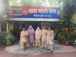 16 साल की बच्ची को देह व्यापार में धकेला, छत से कूदकर निकली बाहर, दो हैवान महिलाएं गिरफ्तार 16 साल की बच्ची को देह व्यापार में धकेला, छत से कूदकर निकली बाहर, दो हैवान महिलाएं गिरफ्तार
