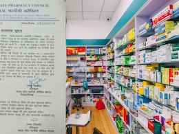 Medical Store: MP में अब मेडिकल स्टोर पर फार्मासिस्ट ही देंगे दवा, नहीं तो 2 लाख जुर्माना, स्टेट फॉर्मेसी काउंसिल का सख्त आदेश Medical Store: MP में अब मेडिकल स्टोर पर फार्मासिस्ट ही देंगे दवा, नहीं तो 2 लाख जुर्माना, स्टेट फॉर्मेसी काउंसिल का सख्त आदेश