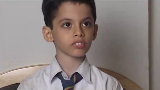 तारे जमीन पर के ईशान अब हैं लंबे और हैंडसम बॉय, गुड लुक से किया फैंस को इम्प्रेस, 18 साल बाद दिखते हैं ऐसे