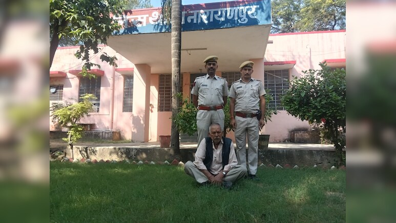 कोटपूतली-बहरोड़: 70 साल के बुजुर्ग का अनोखा कारनामा, मोटरसाइकिल पर ले जा रहा था देशी शराब के 52 पव्वे 