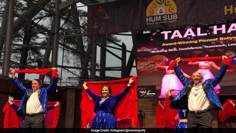 US Mayors Dance To Bollywood Song At 'Wholesome' Diwali Event, Video Viral US Mayors Dance To Bollywood Song At 'Wholesome' Diwali Event, Video Viral