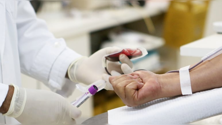 National Voluntary Blood Donation Day: ब्लड डोनेट करना आपके लिए भी फायदेमंद, जानिए कैसे