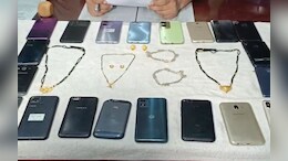 ट्रेनों में चोरी करने वाला गिरोह धराया; दिल्ली से भोपाल तक करते थे वारदात, 20 मोबाइल सहित 8 लाख का माल बरामद
