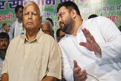 Bihar Political Battle Heats Up, BJP Claims Rift Between Tejashwi-Lalu Bihar Political Battle Heats Up, BJP Claims Rift Between Tejashwi-Lalu